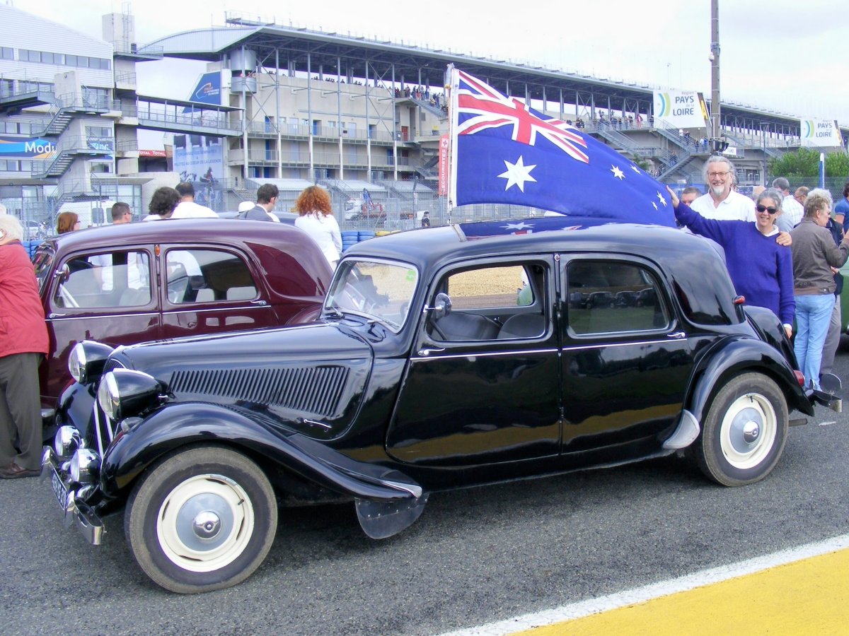 Simon and Susan at a classic car event